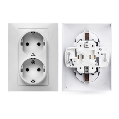 BASE ENCHUFE EMPOTRAR BLANCO DOBLE